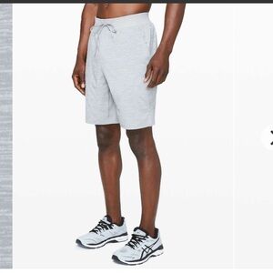 Lululemon T.H.E. Short 9" *Liner